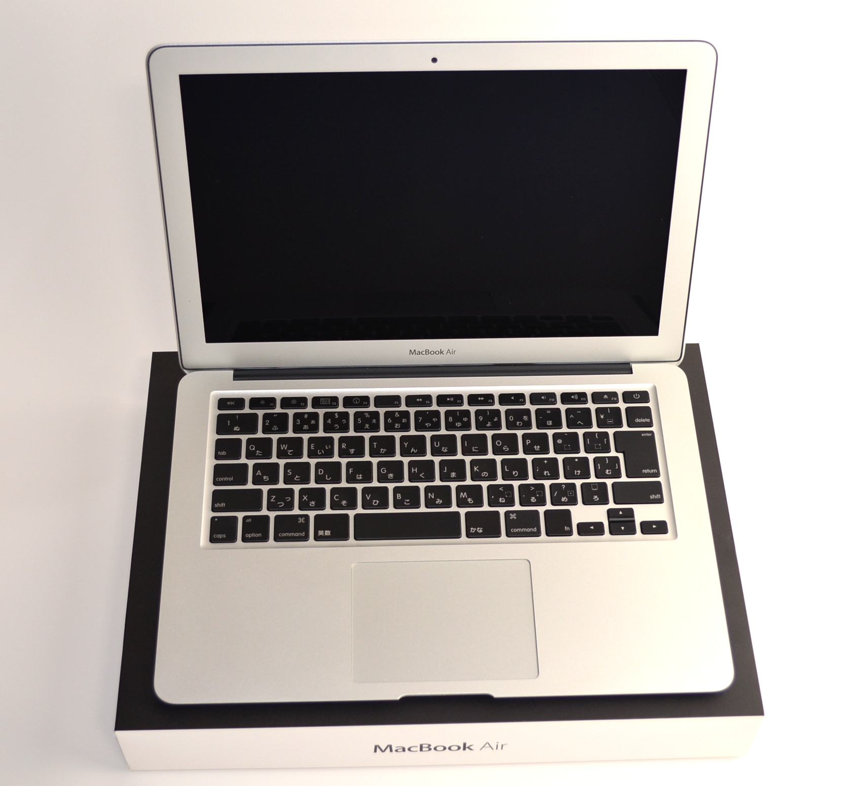 壊れたMacBook Air 13-inch,Late 2010 MC503J/A買取ました 